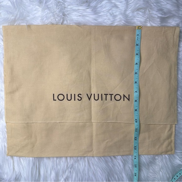 LV Fold-over Dust Bag #021 - 18” x 13.5” - Picture 3 of 5